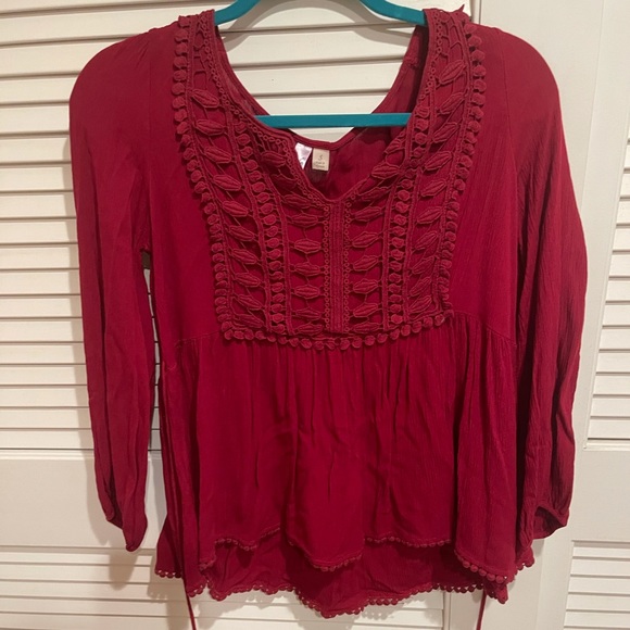 Women’s Blouse - Picture 1 of 3